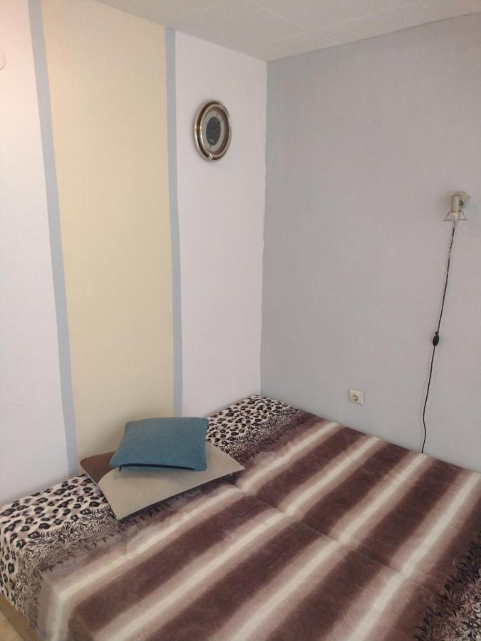 Apartment Petr Beron Varna Exteriör bild